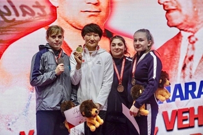 Крымчанки Алина Касабиева и Амина Танделова – бронзовые призеры борцовского турнира в Турции