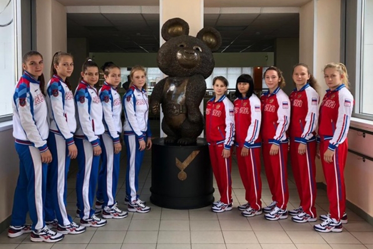 У российских девушек – 4 медали на первенстве мира в Болгарии