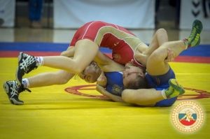 Вероника Гурская из Симферополя выиграла первенство России по женской борьбе среди юниорок