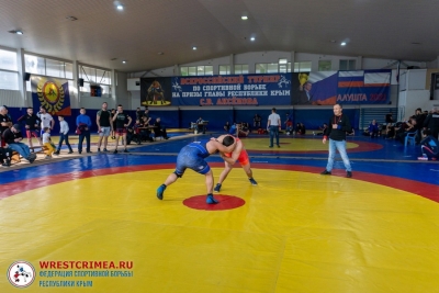 Видеосюжет о Кубке Крыма по вольной и женской борьбе
