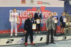 Диана Макогонюк – серебряный призер первенства России по женской борьбе среди девушек до 16 лет
