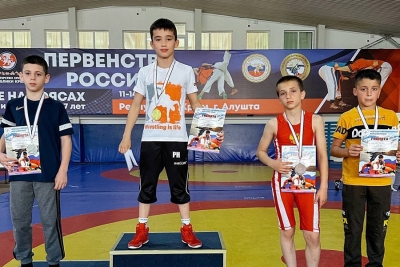 Все победители и призеры юношеского борцовского турнира «Борись и побеждай!» в Алуште