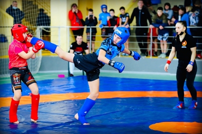 Определились победители и призеры чемпионата и первенства Крыма по спортивной борьбе панкратион
