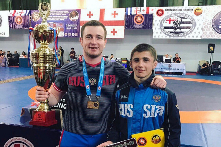 Симферопольский борец Эмин Сефершаев выиграл крупный международный турнир в Грузии (ВИДЕО)
