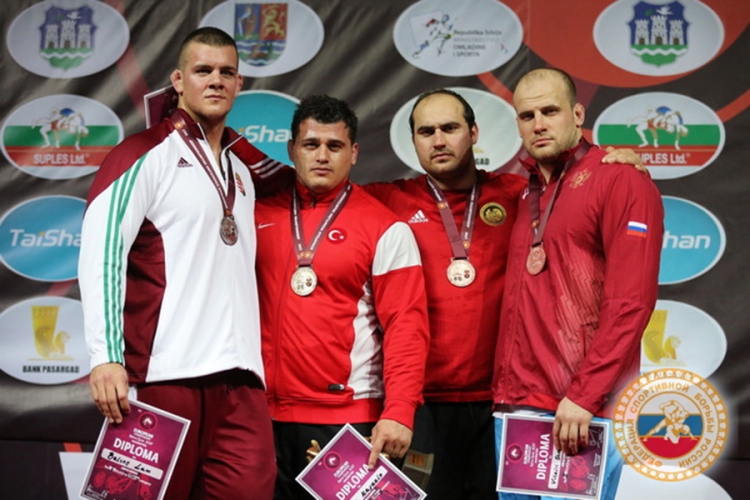 Российские классики взяли 6 медалей в Сербии