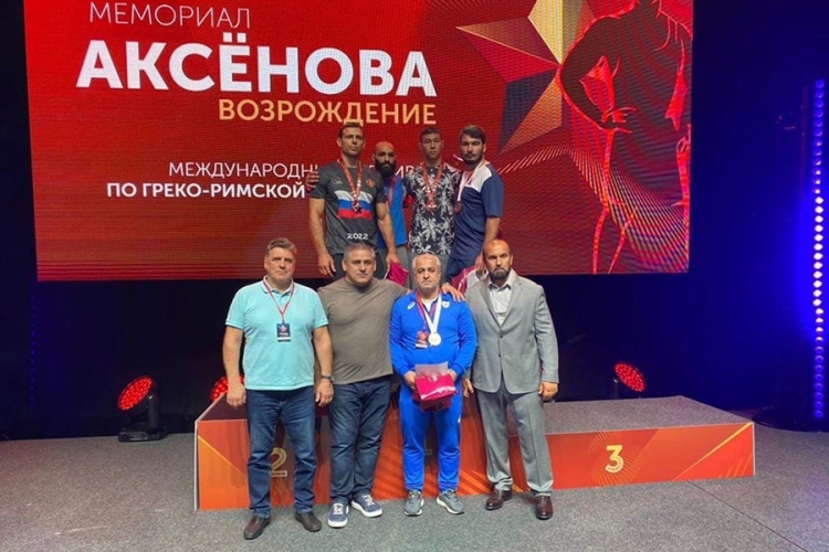 Алуштинец Азамат Сеитов – бронзовый призер международного турнира в Новосибирске