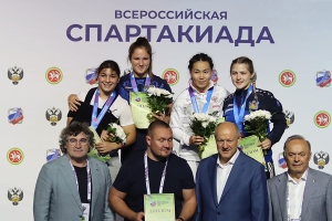 Все победители и призеры соревнований по женской борьбе в рамках I Всероссийской летней спартакиады