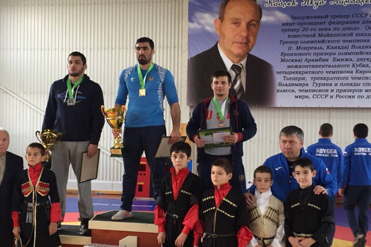 Симферопольский борец Замир Жилоков – второй на турнире в Адыгее