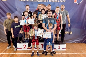 13 медалей завоевали юные крымские борцы на Всероссийском турнире в Новороссийске