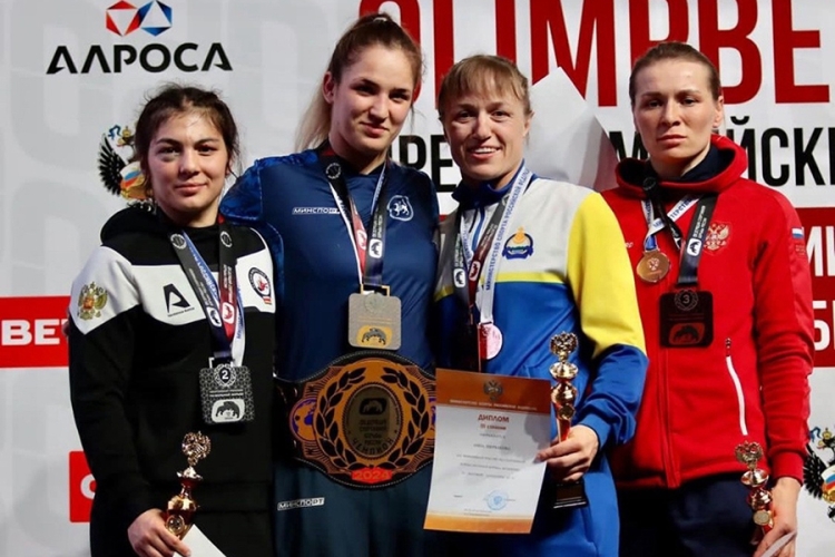 Амина Танделова из Симферополя – серебряный призер предолимпийского чемпионата России!